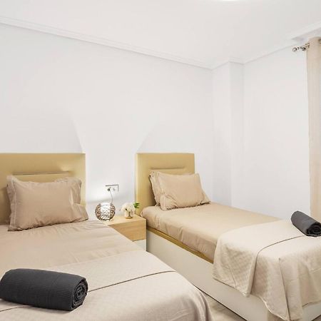 Noche By The Sea Appartement Torrevieja Buitenkant foto